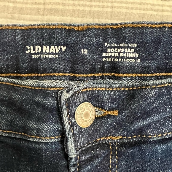 Old navy jeans - Picture 4 of 4